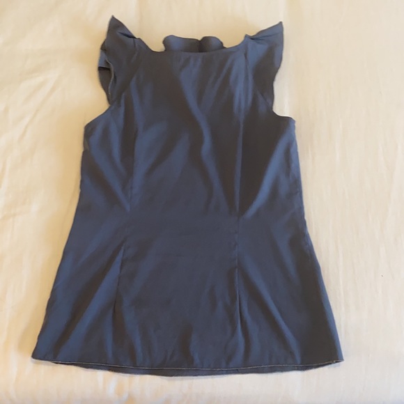 Banana Factory Flutter Sleeve Top - Picture 2 of 3